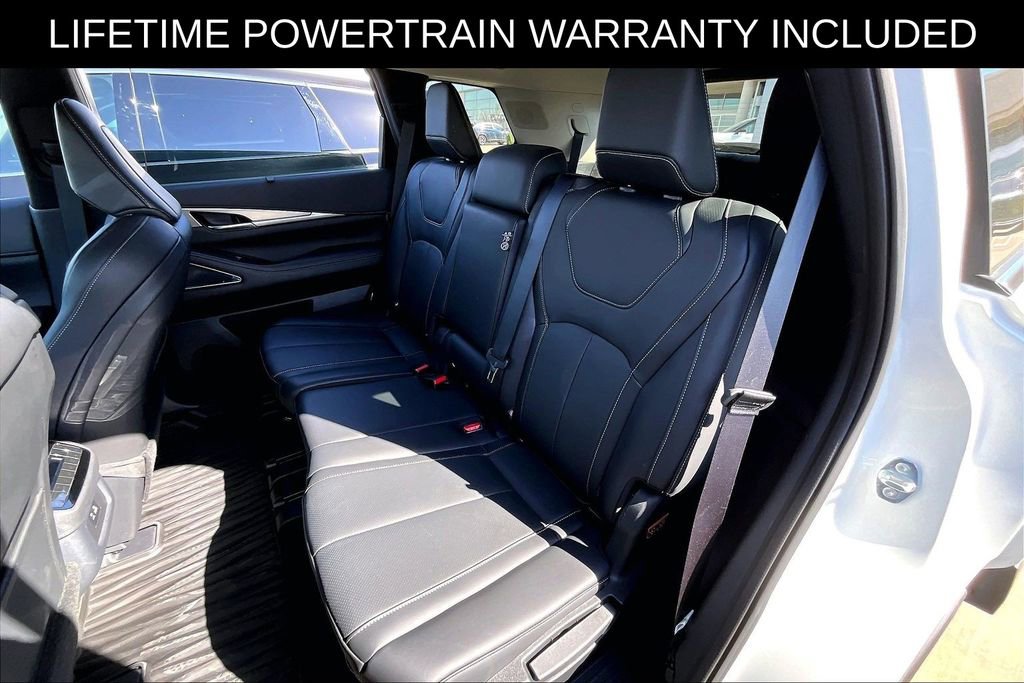 Certified 2025 INFINITI QX60 Luxe w/ Lighting Package (N94) image 33