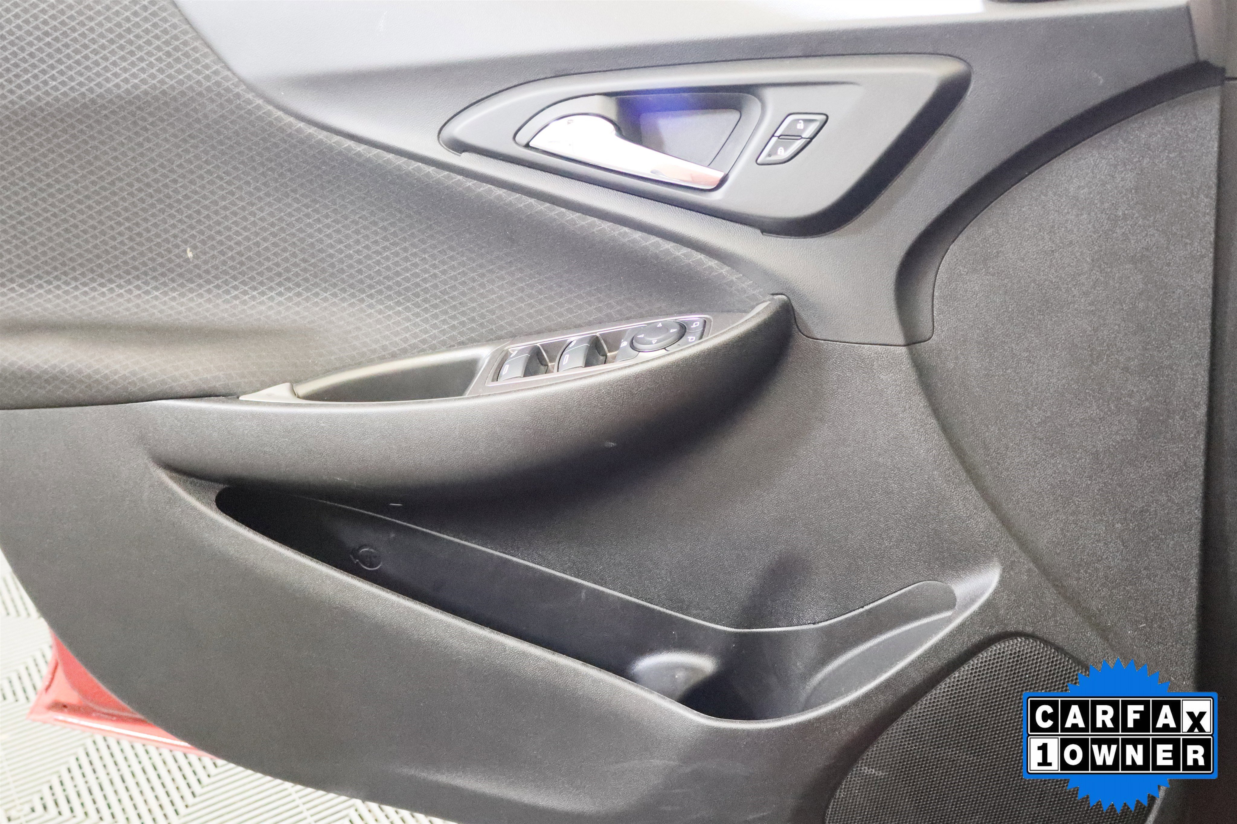 Used 2025 Chevrolet Malibu LT image 34