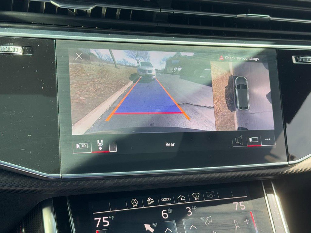 Used 2021 Audi RS Q8 4.0 TFSI quattro image 34