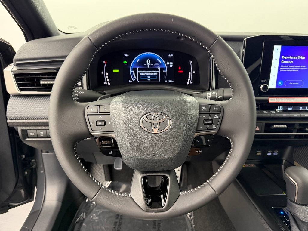Used 2026 Toyota Camry SE FWD image 25