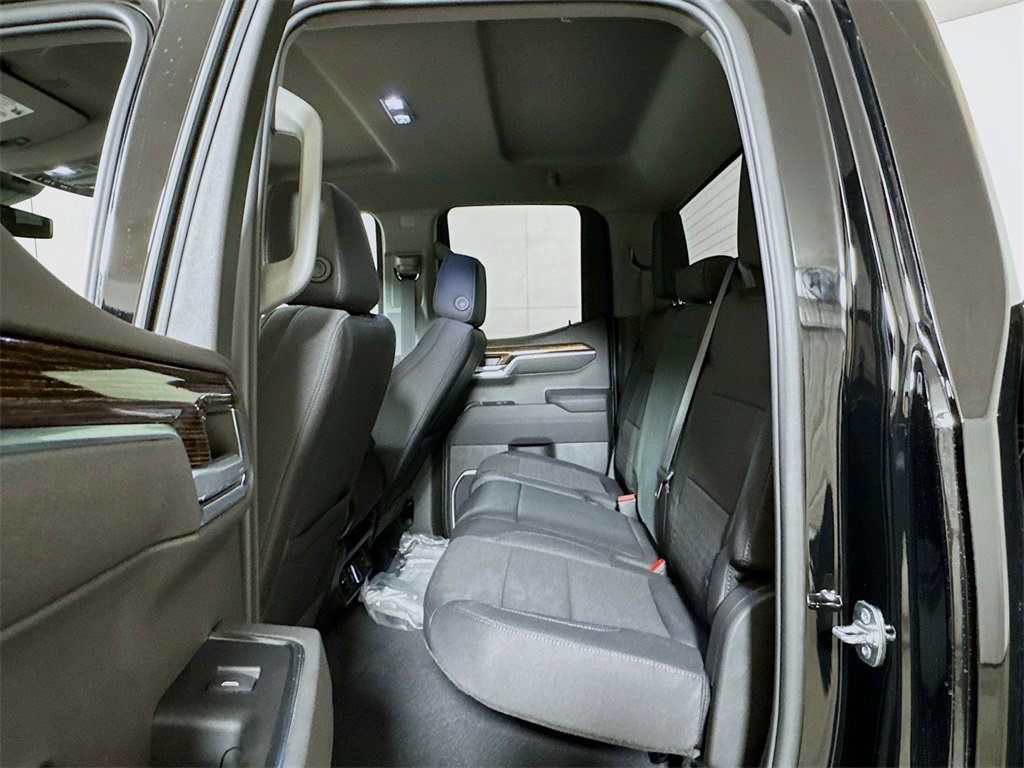 New 2026 GMC Sierra 1500 Elevation image 13