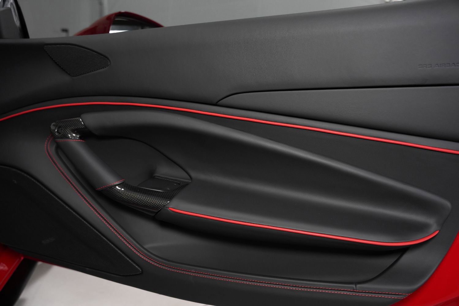 Used 2022 Ferrari F8 Tributo image 35