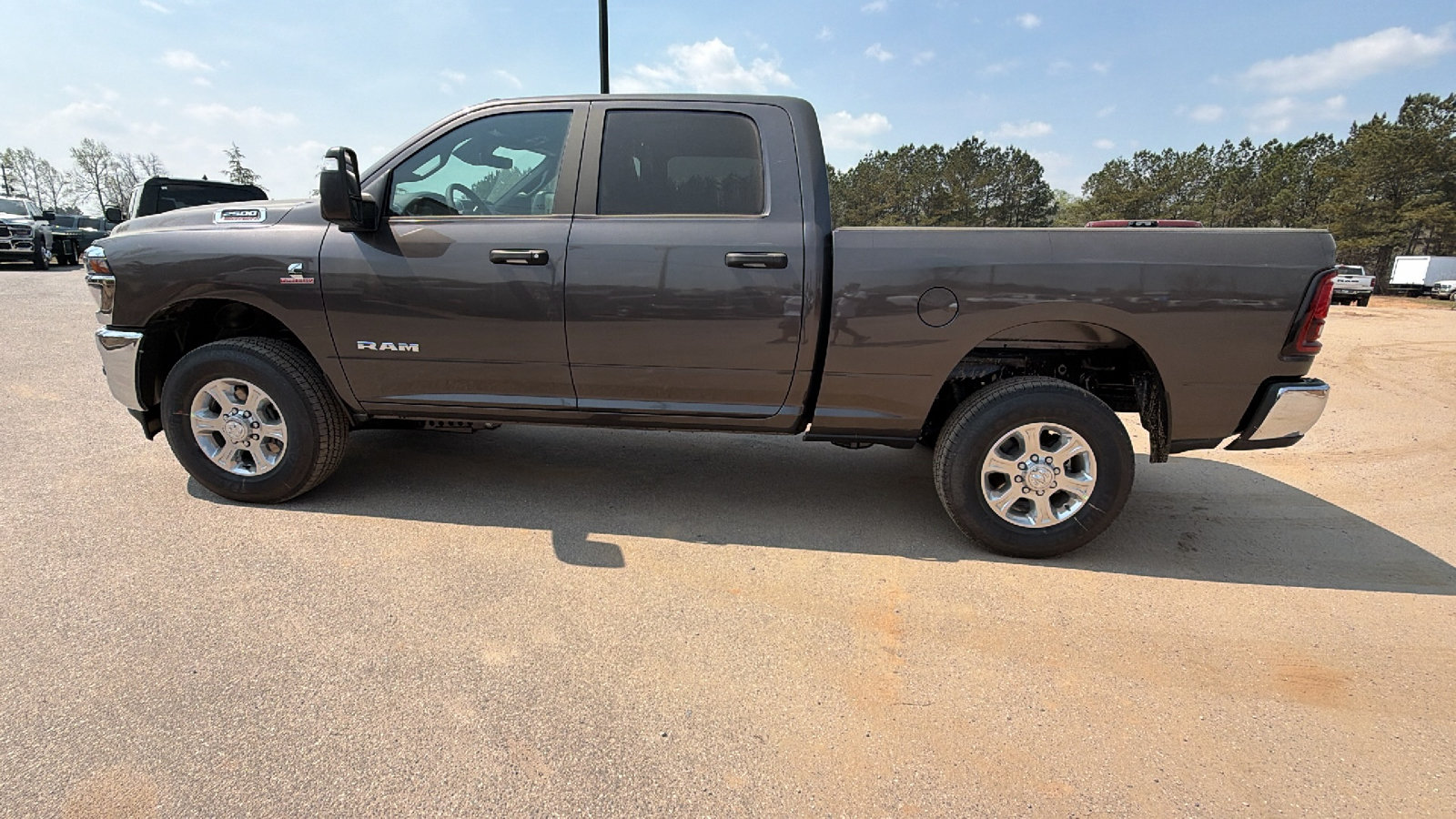 New 2026 RAM 2500 Big Horn AWD/4WD image 11
