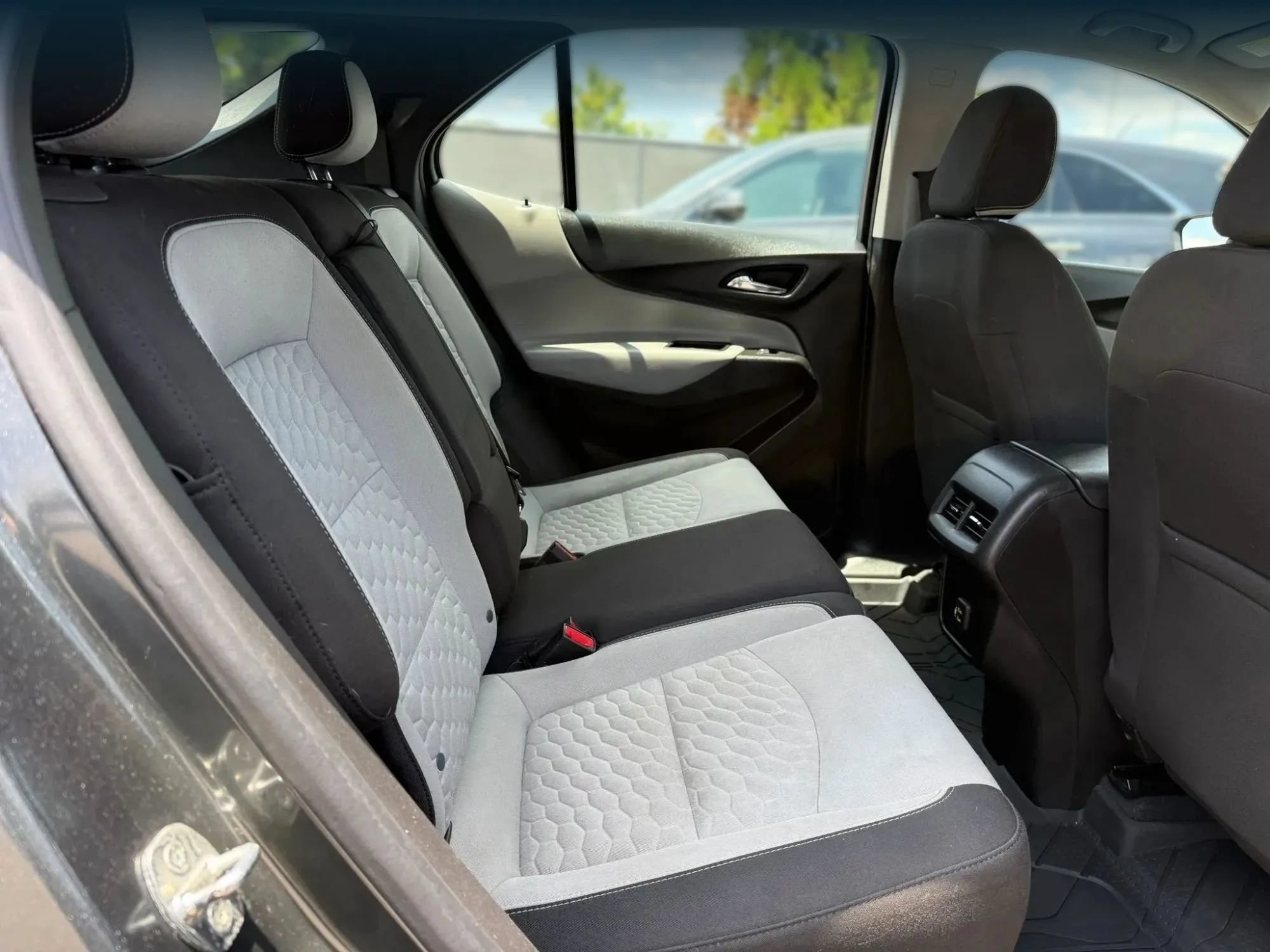Used 2021 Chevrolet Equinox LS w/ LPO, Floor Liner Package FWD image 20