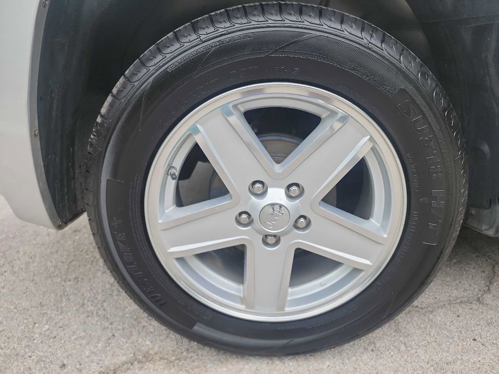 Used 2010 Jeep Patriot Sport w/ Tire & Wheel Group image 10