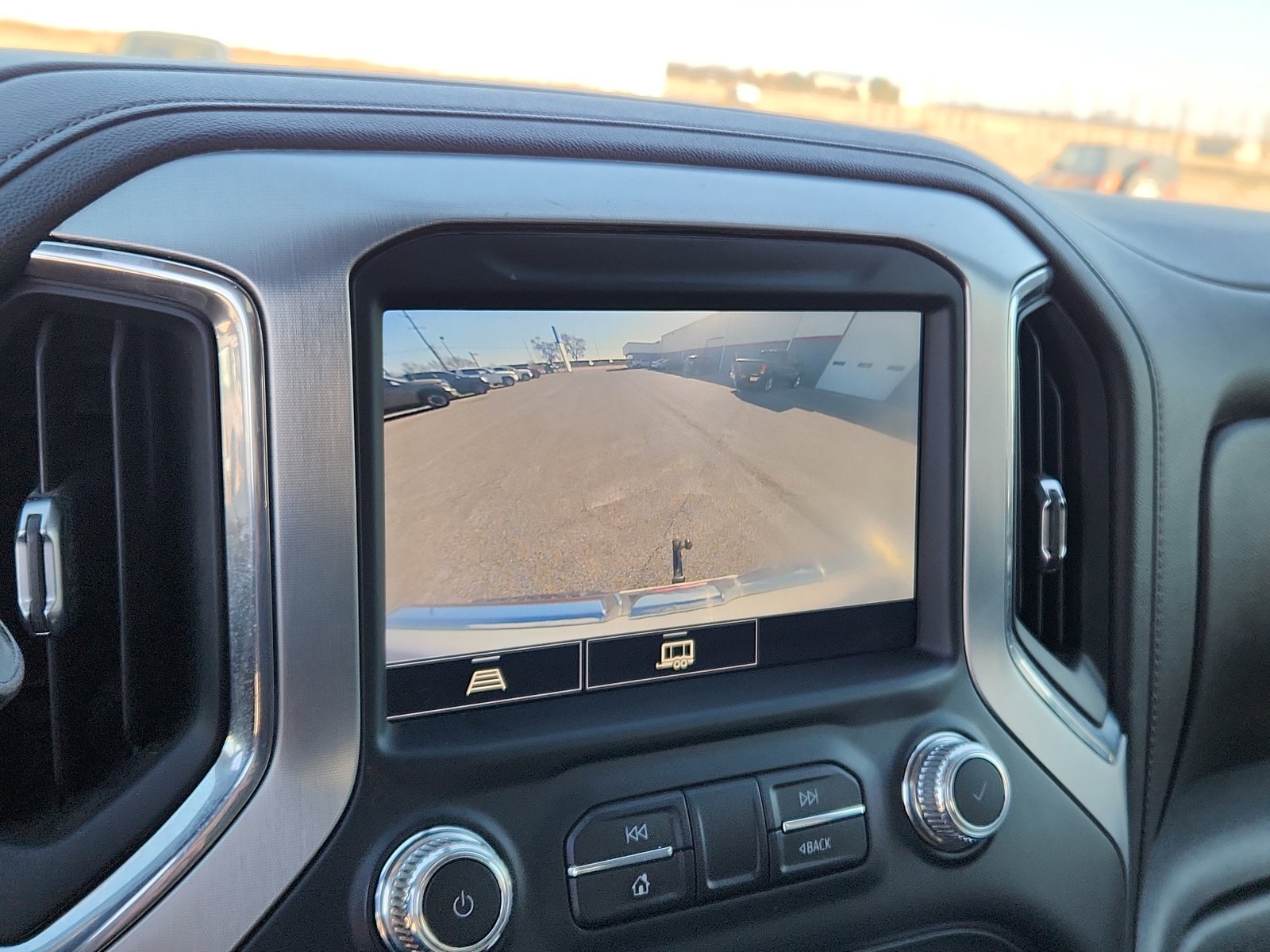 Used 2021 GMC Sierra 1500 SLE w/ X31 Off-Road Package image 14