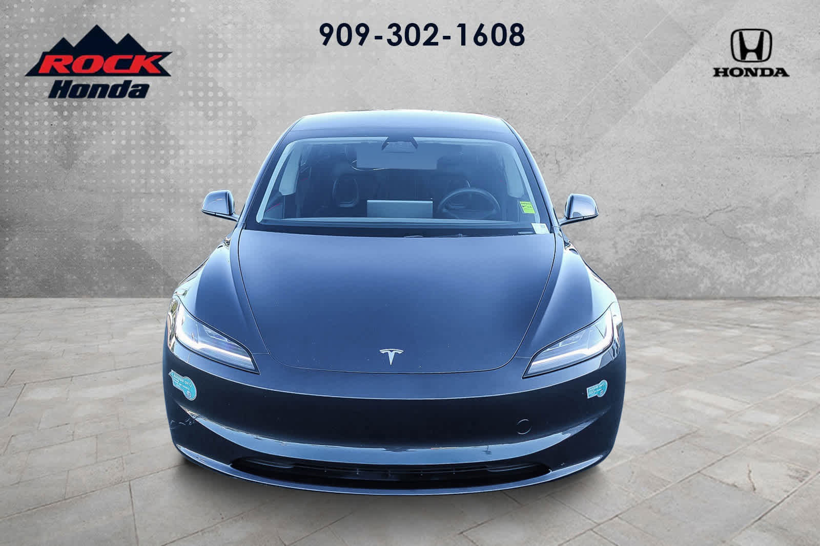 Used 2024 Tesla Model 3 Standard Range image 2