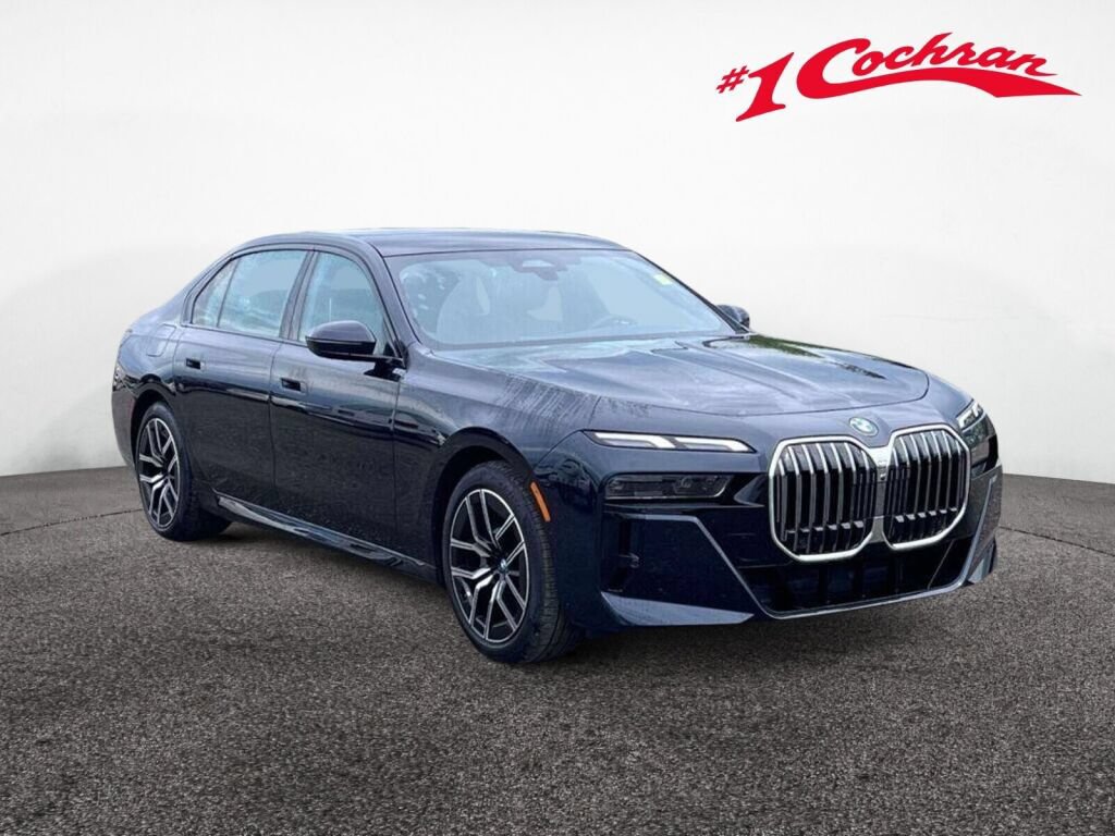 Used 2025 BMW 740i xDrive w/ Premium Package