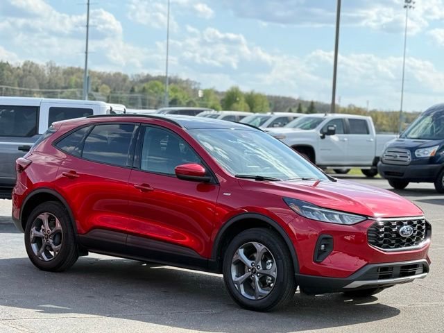 Used 2026 Ford Escape ST-Line Select w/ Equipment Group 401A AWD/4WD image 37