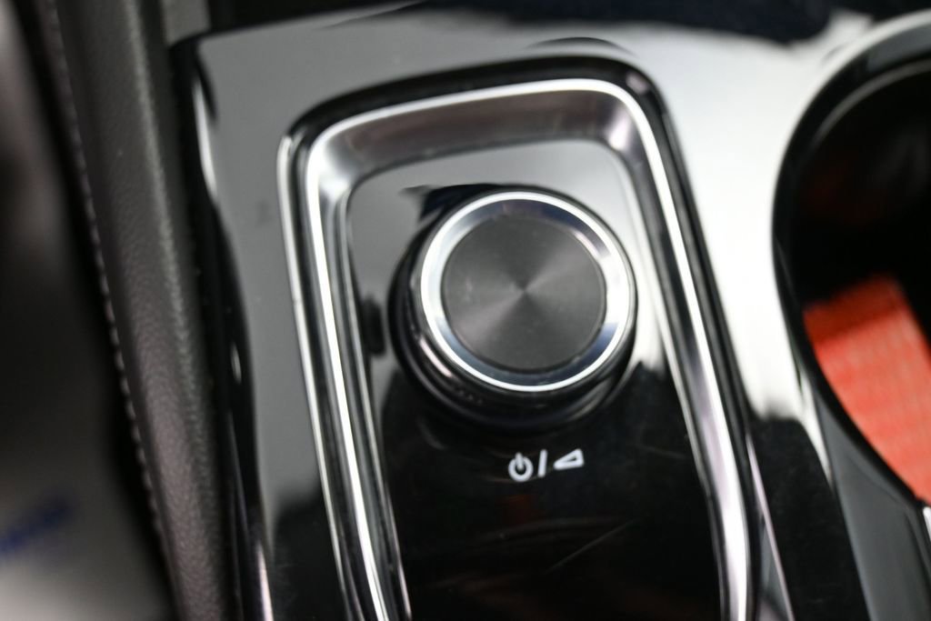 Used 2024 Buick Envision Preferred AWD/4WD image 31