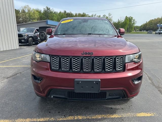 Used 2021 Jeep Grand Cherokee Altitude AWD/4WD image 9