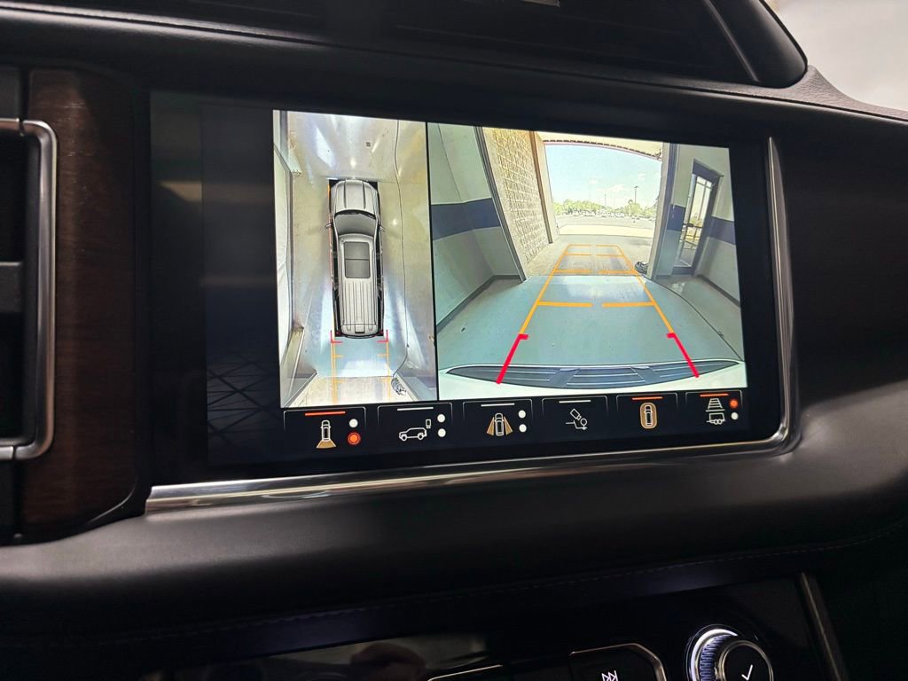 Used 2023 GMC Yukon XL Denali Ultimate image 25