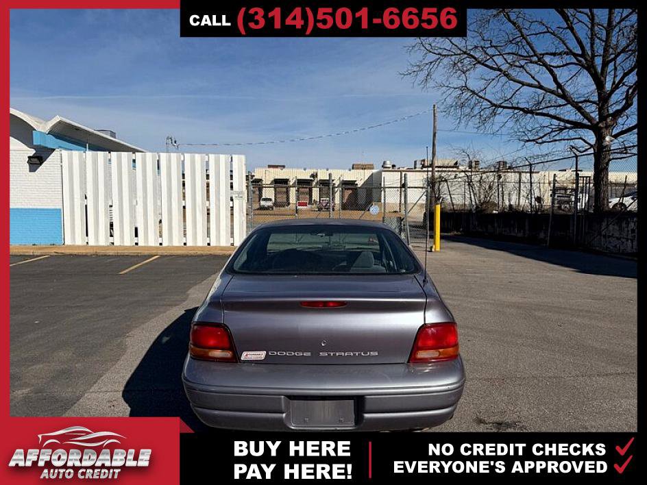 Used 1997 Dodge Stratus image 4