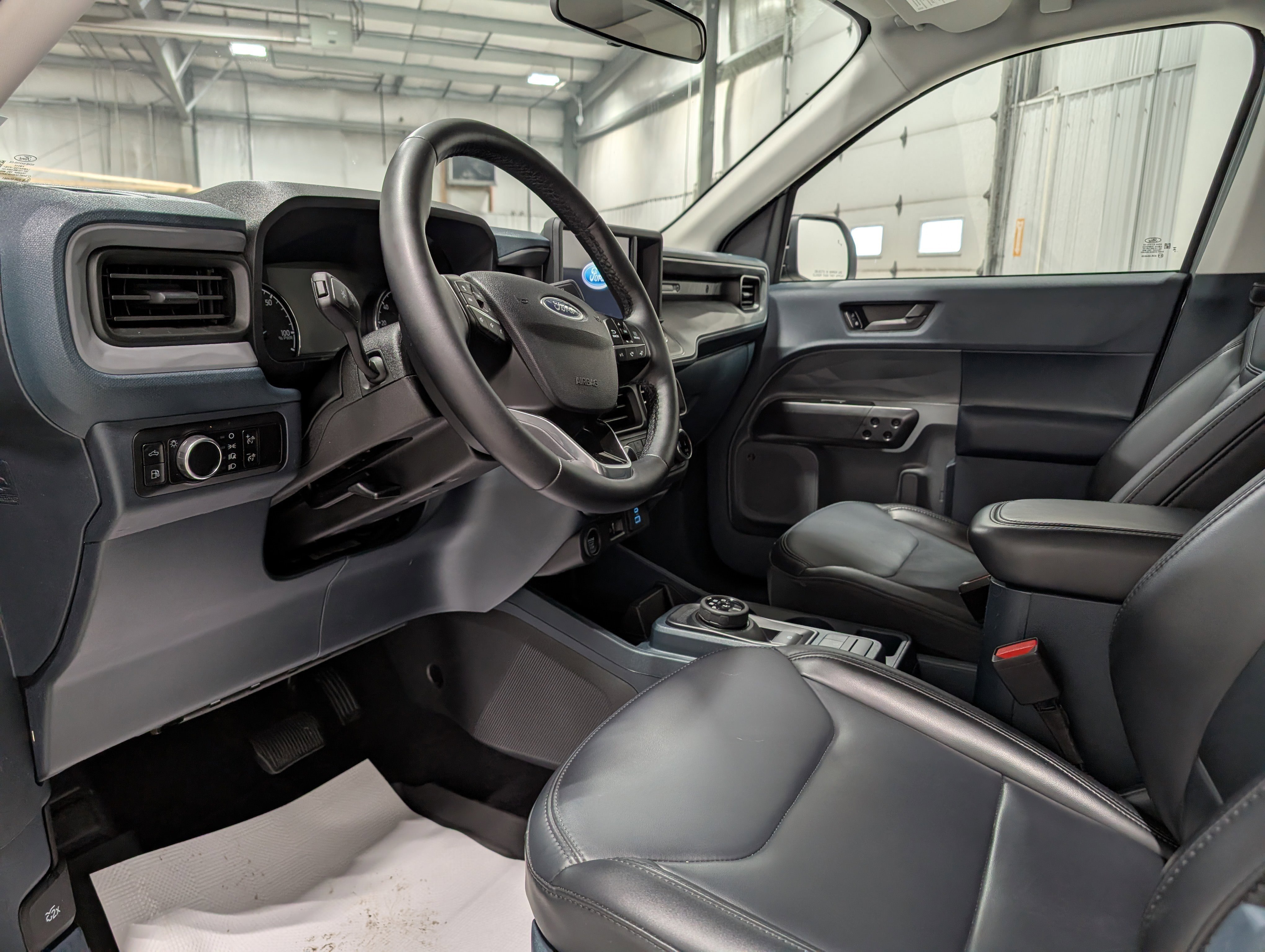 Used 2024 Ford Maverick Lariat w/ Black Appearance Package image 14