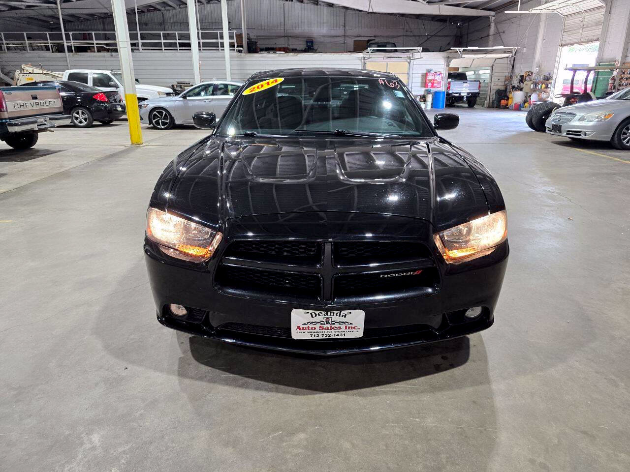 Used 2014 Dodge Charger SXT AWD/4WD image 17