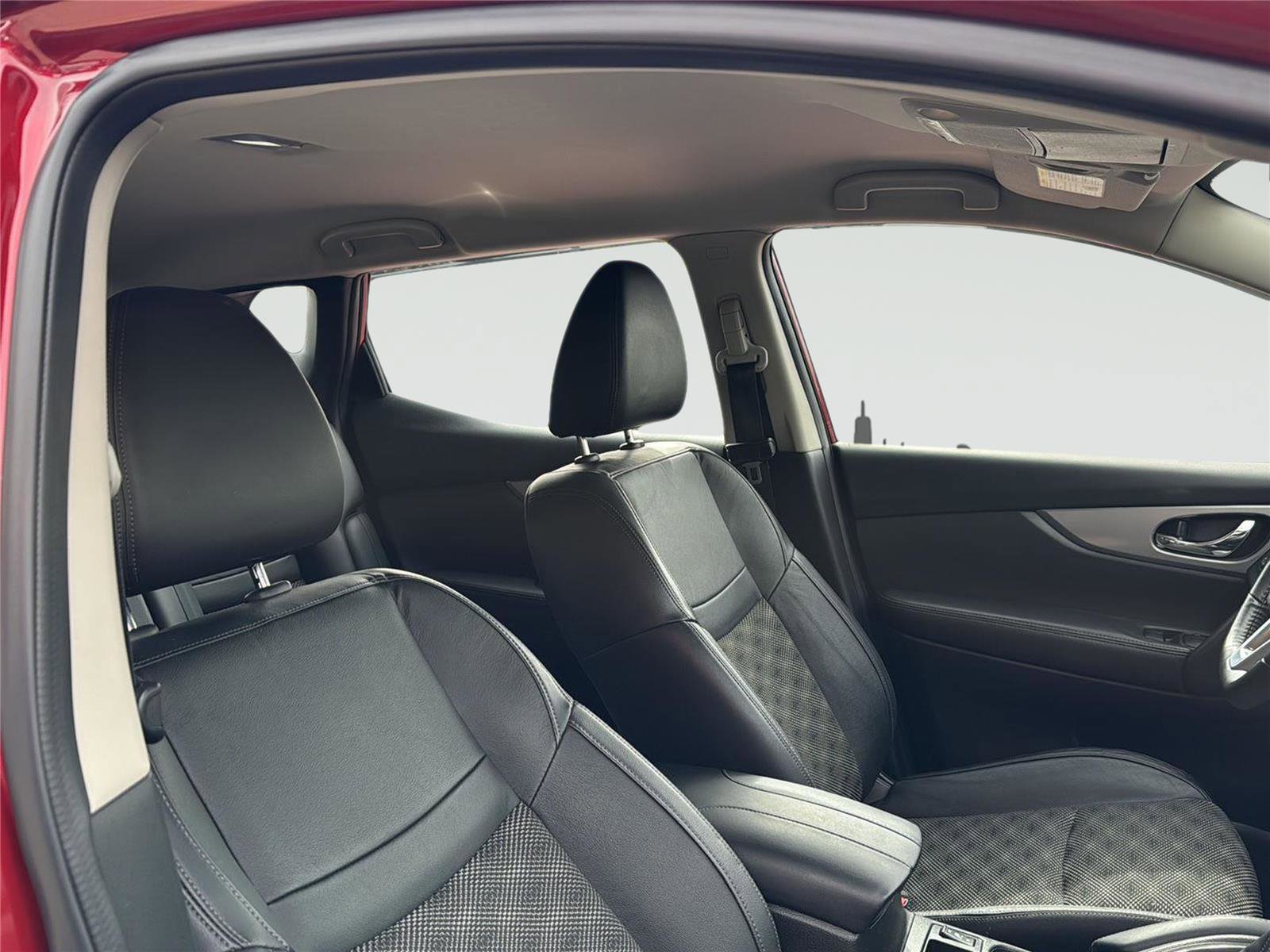 Used 2020 Nissan Rogue Sport SV w/ Technology Package image 36