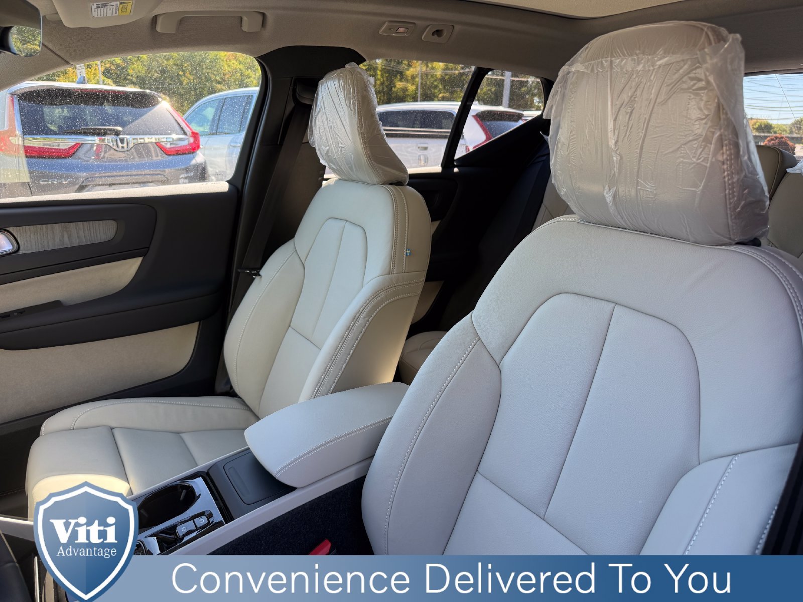 New 2026 Volvo XC40 B5 Plus w/ Protection Package Premier AWD/4WD image 13