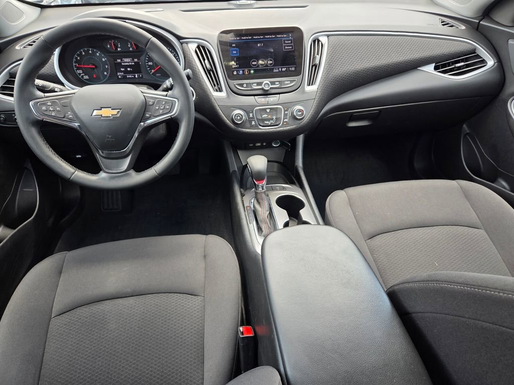Used 2024 Chevrolet Malibu RS FWD image 9