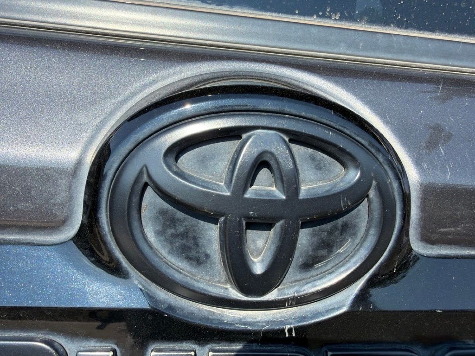 Used 2020 Toyota 4Runner Venture w/ Moonroof Package AWD/4WD image 6