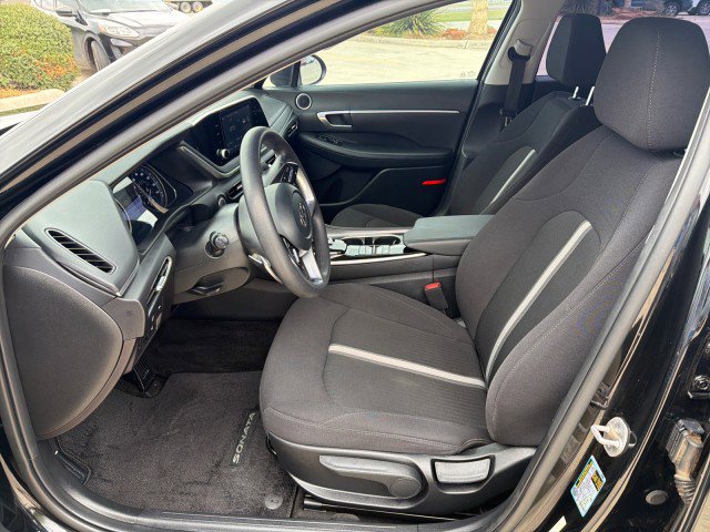 Used 2023 Hyundai Sonata Blue image 5