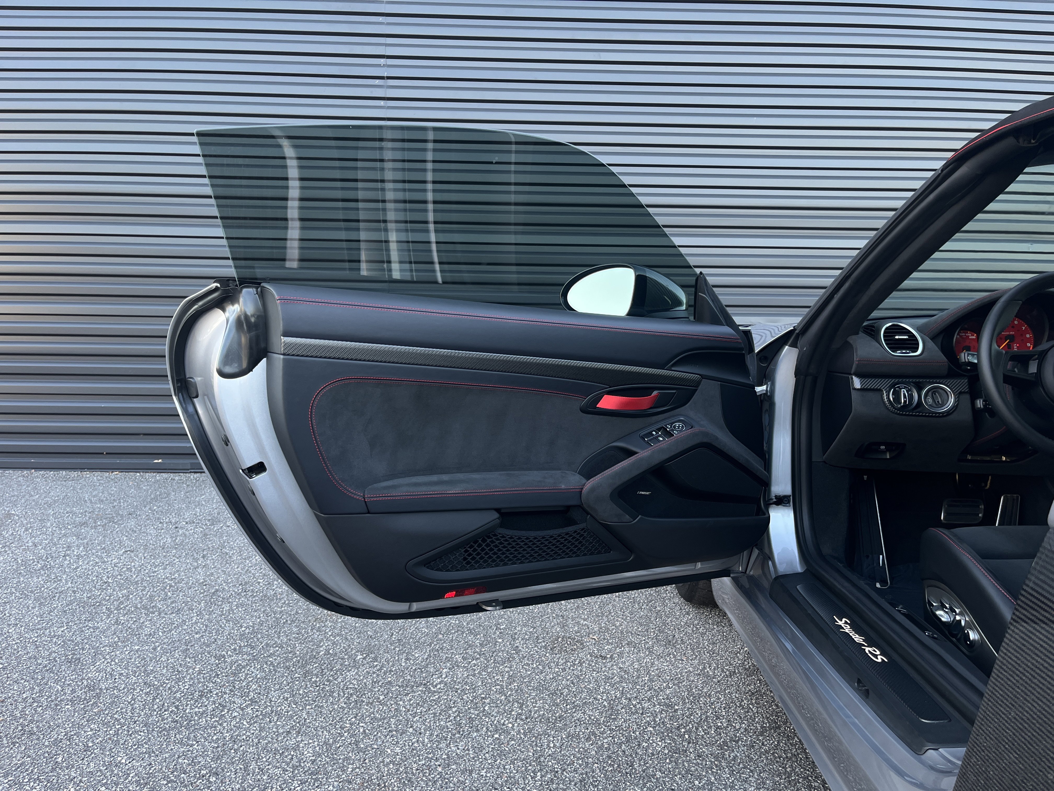 Certified 2025 Porsche 718 Boxster Spyder RS image 34