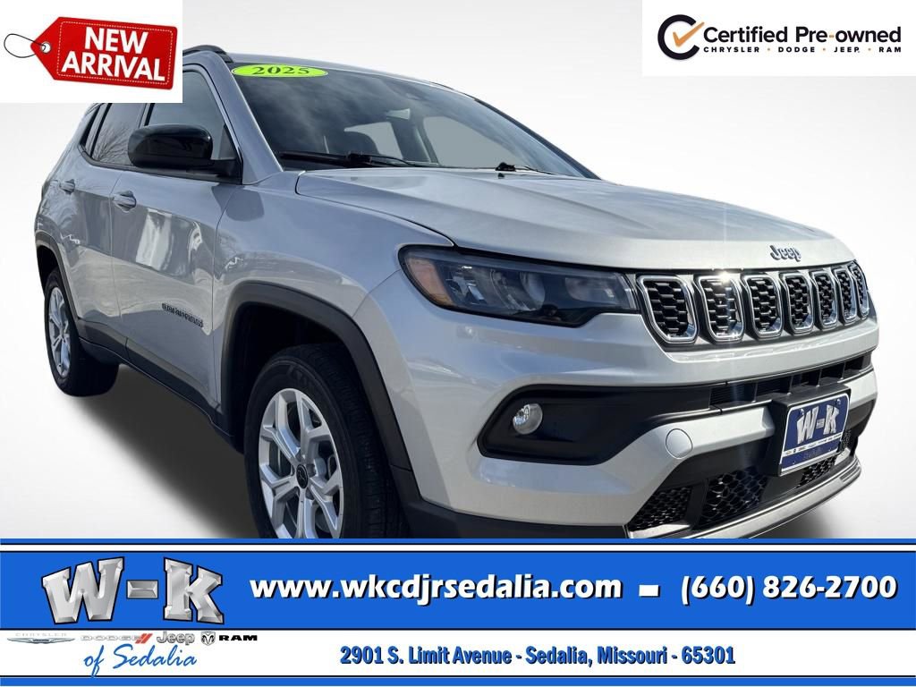 Certified 2025 Jeep Compass Latitude image 1