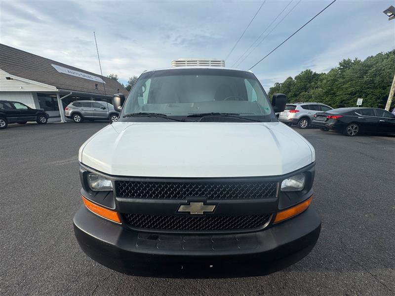 Used 2014 Chevrolet Express 3500 RWD image 19