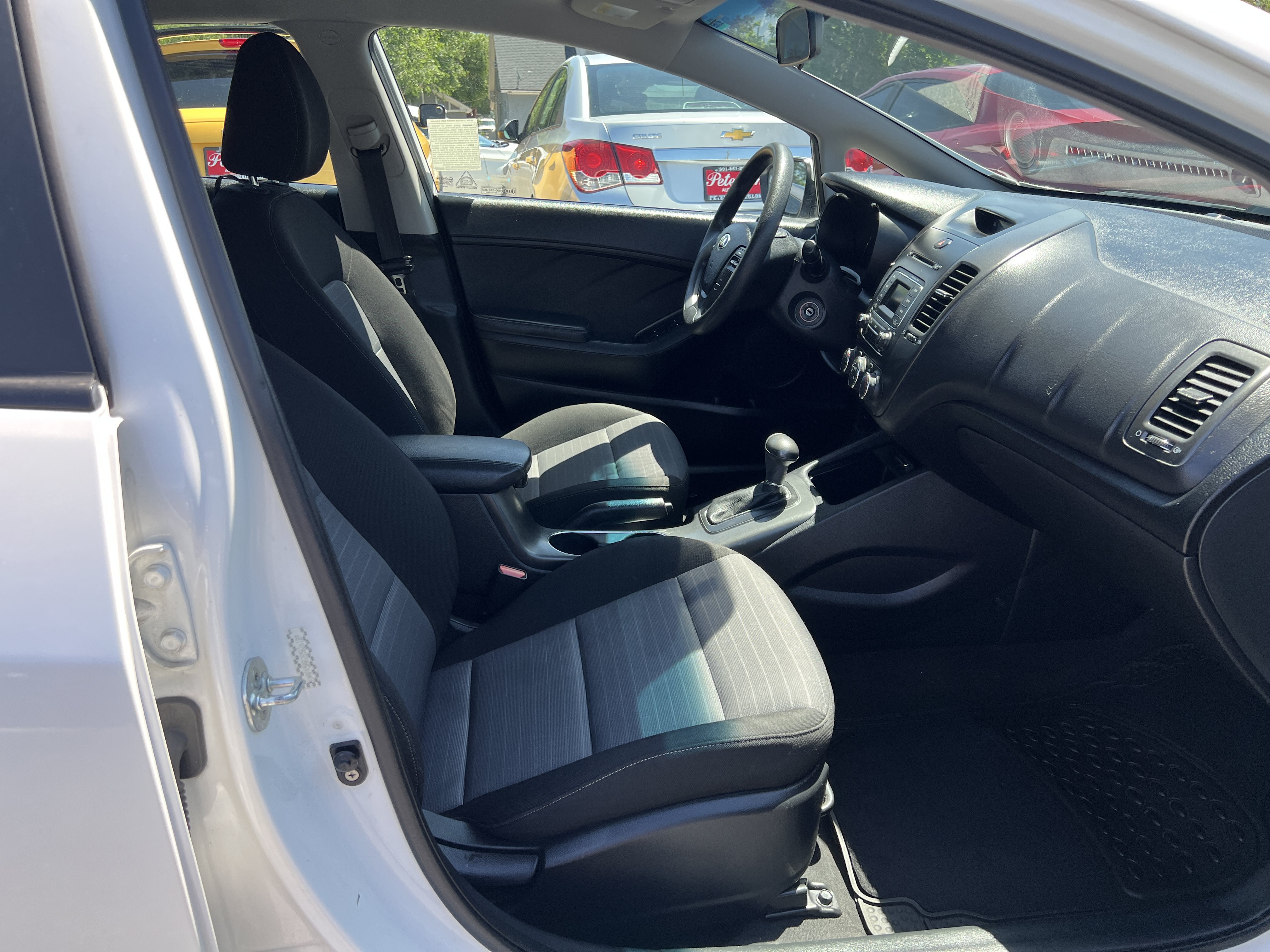 Used 2016 Kia Forte LX FWD image 10