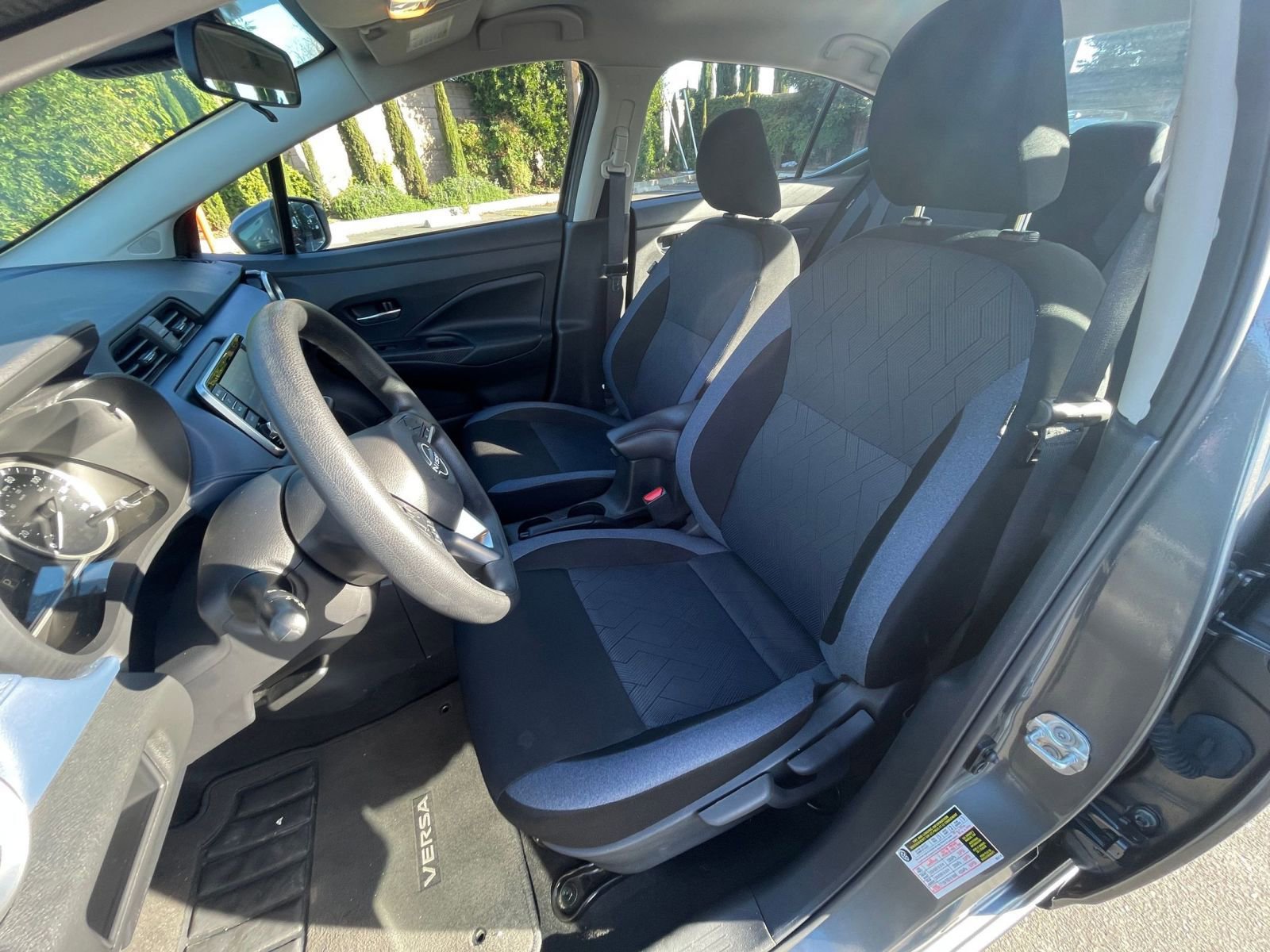 Used 2025 Nissan Versa SV w/ Trunk Package image 34