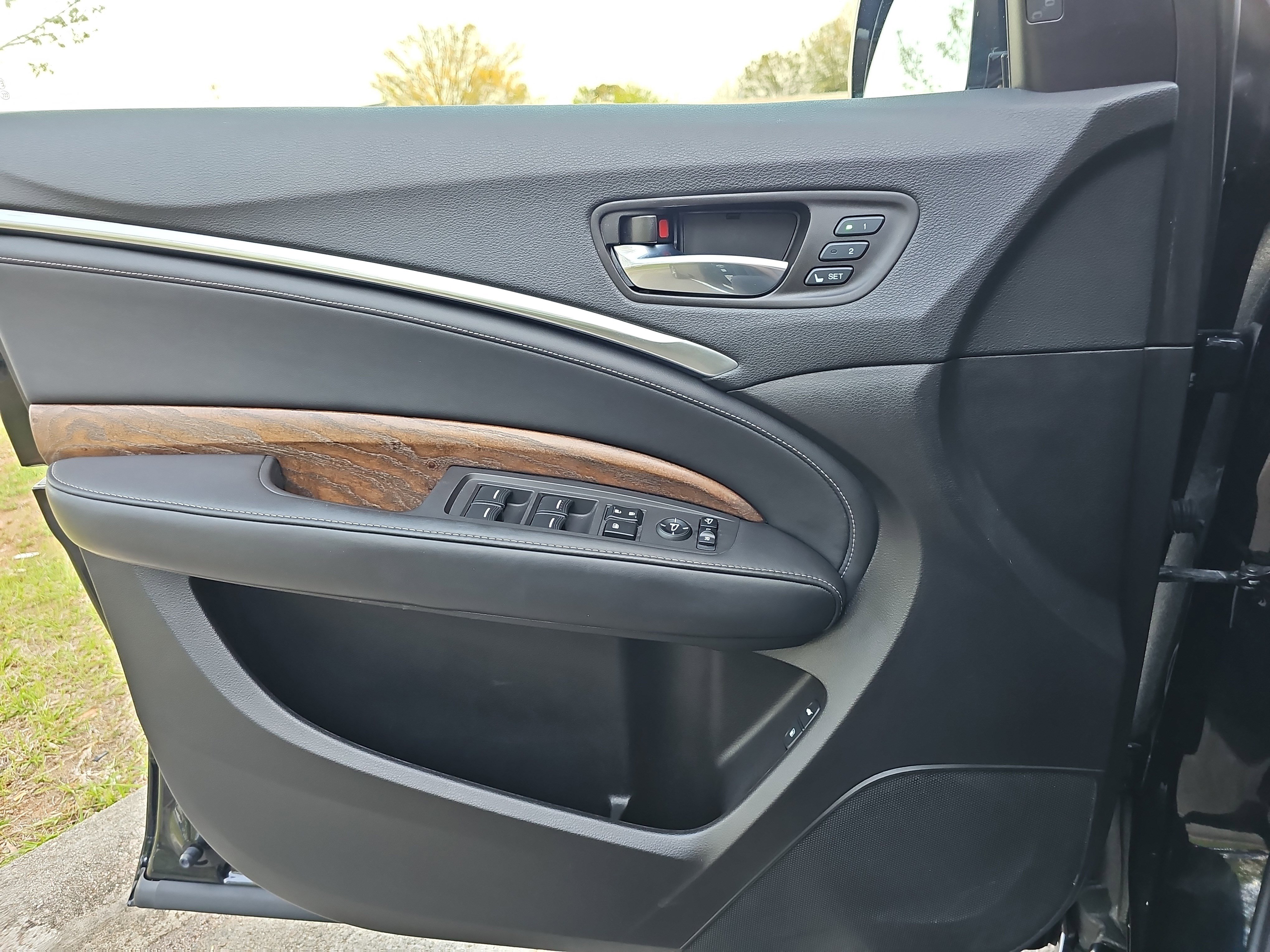 Used 2019 Acura MDX FWD w/ Advance & Entertainment image 29