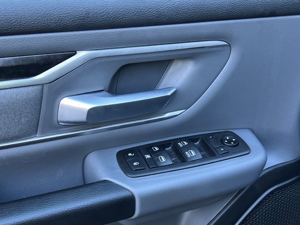 Used 2021 RAM 1500 Big Horn image 15