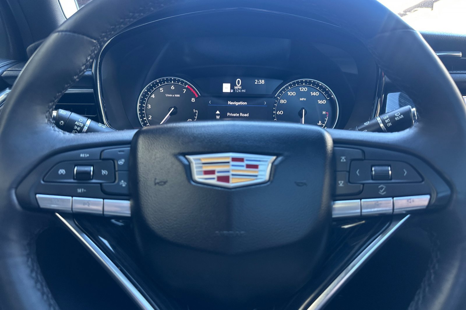 Used 2024 Cadillac XT6 Premium Luxury image 33