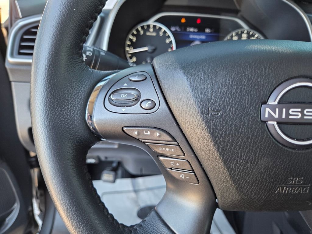 Used 2023 Nissan Murano SV image 27