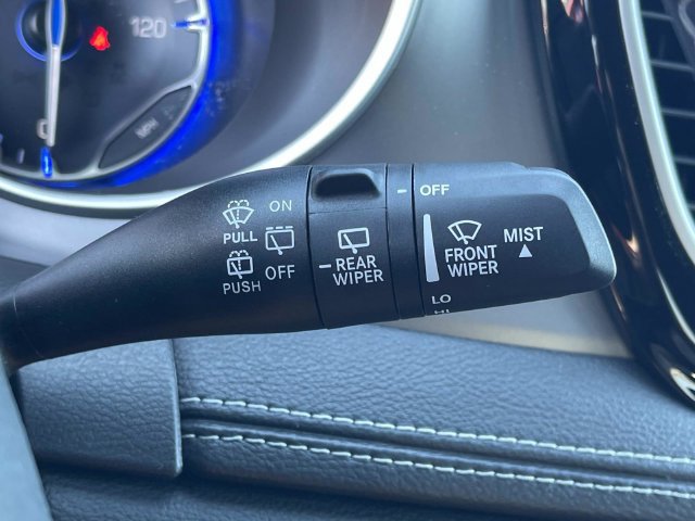 New 2027 Chrysler Pacifica Limited FWD image 34