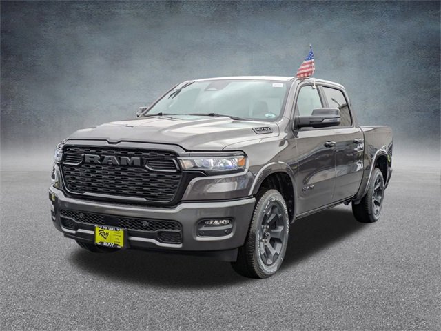 New 2026 RAM 1500 4x4 Crew Cab image 8