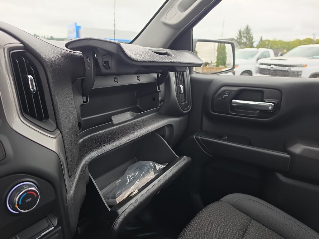 Certified 2025 Chevrolet Silverado 1500 W/T RWD image 23