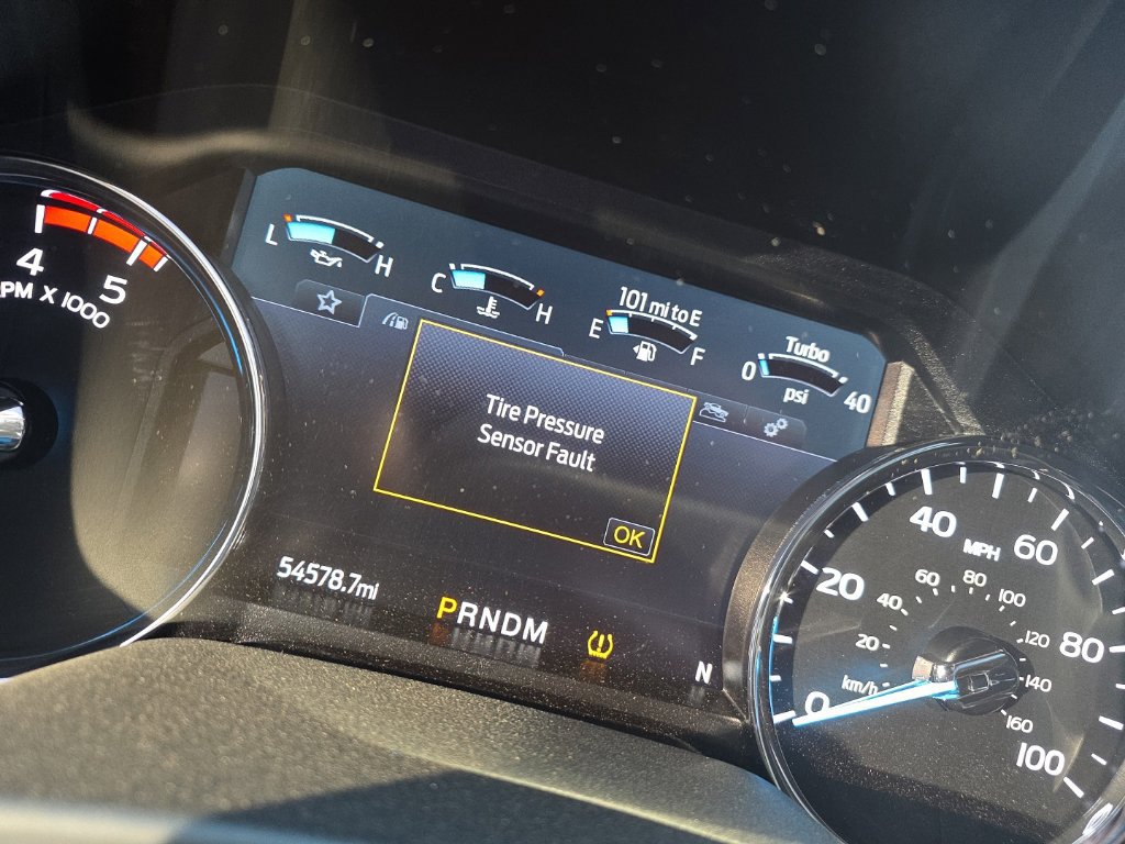 Used 2022 Ford F250 Lariat w/ Lariat Value Package AWD/4WD image 19