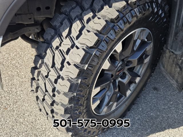 Used 2021 Nissan Titan PRO-4X w/ Pro-4x Utility Package AWD/4WD image 18