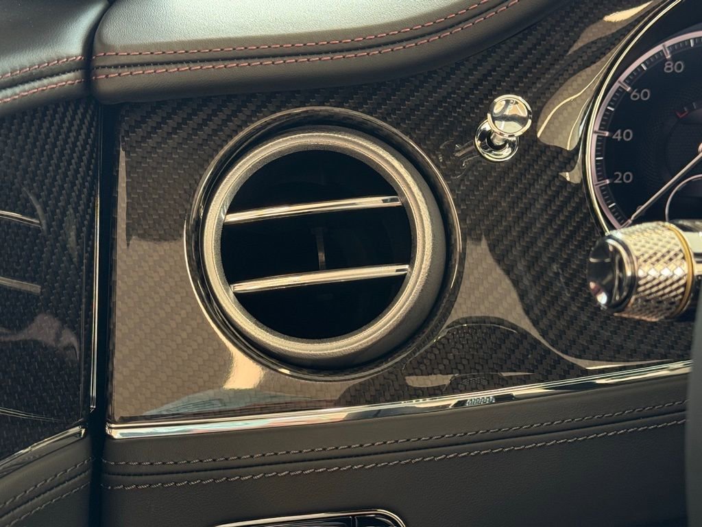 Used 2024 Bentley Continental GT V8 image 29