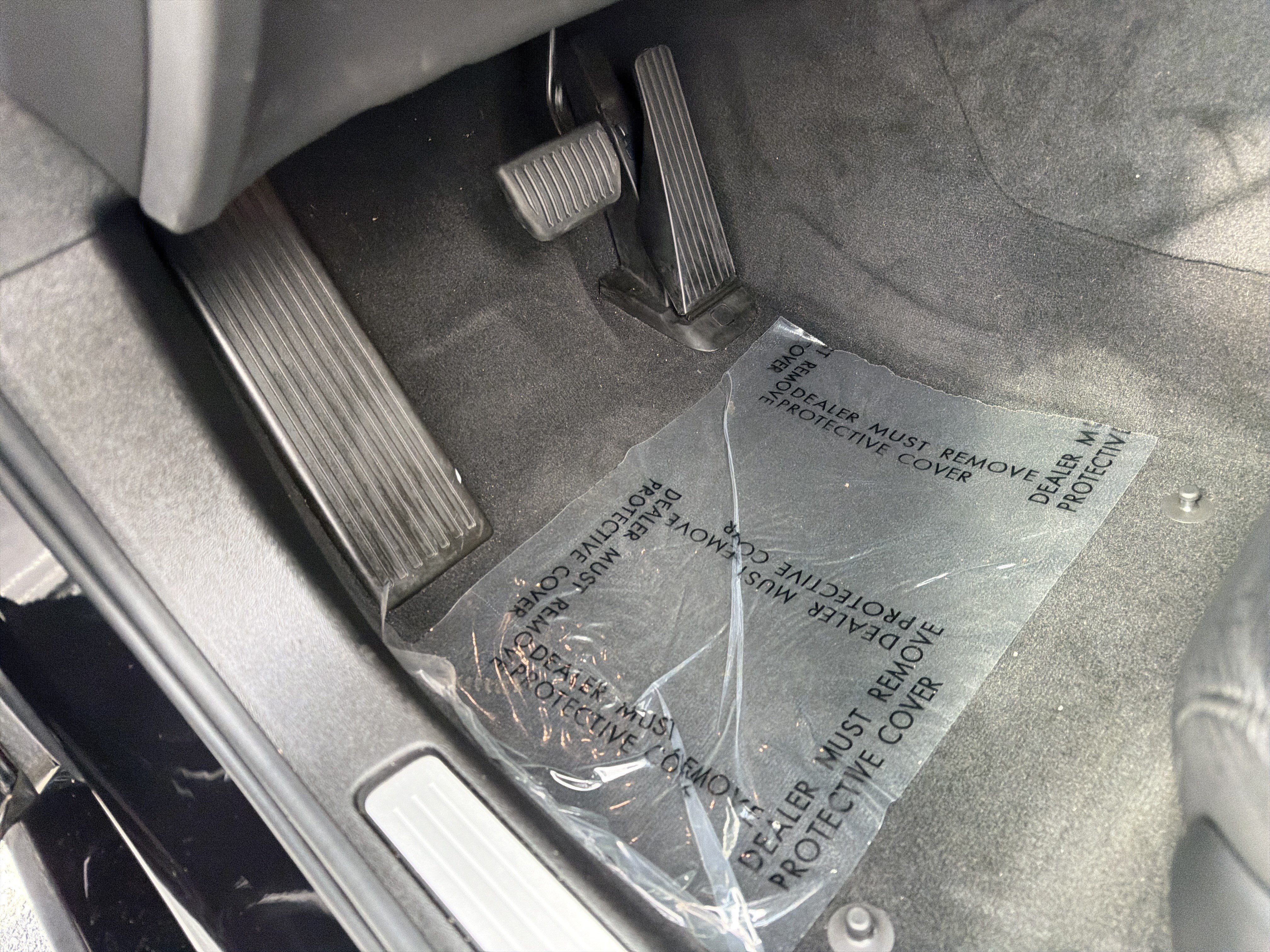 Certified 2025 Volvo S60 B5 Plus FWD image 17