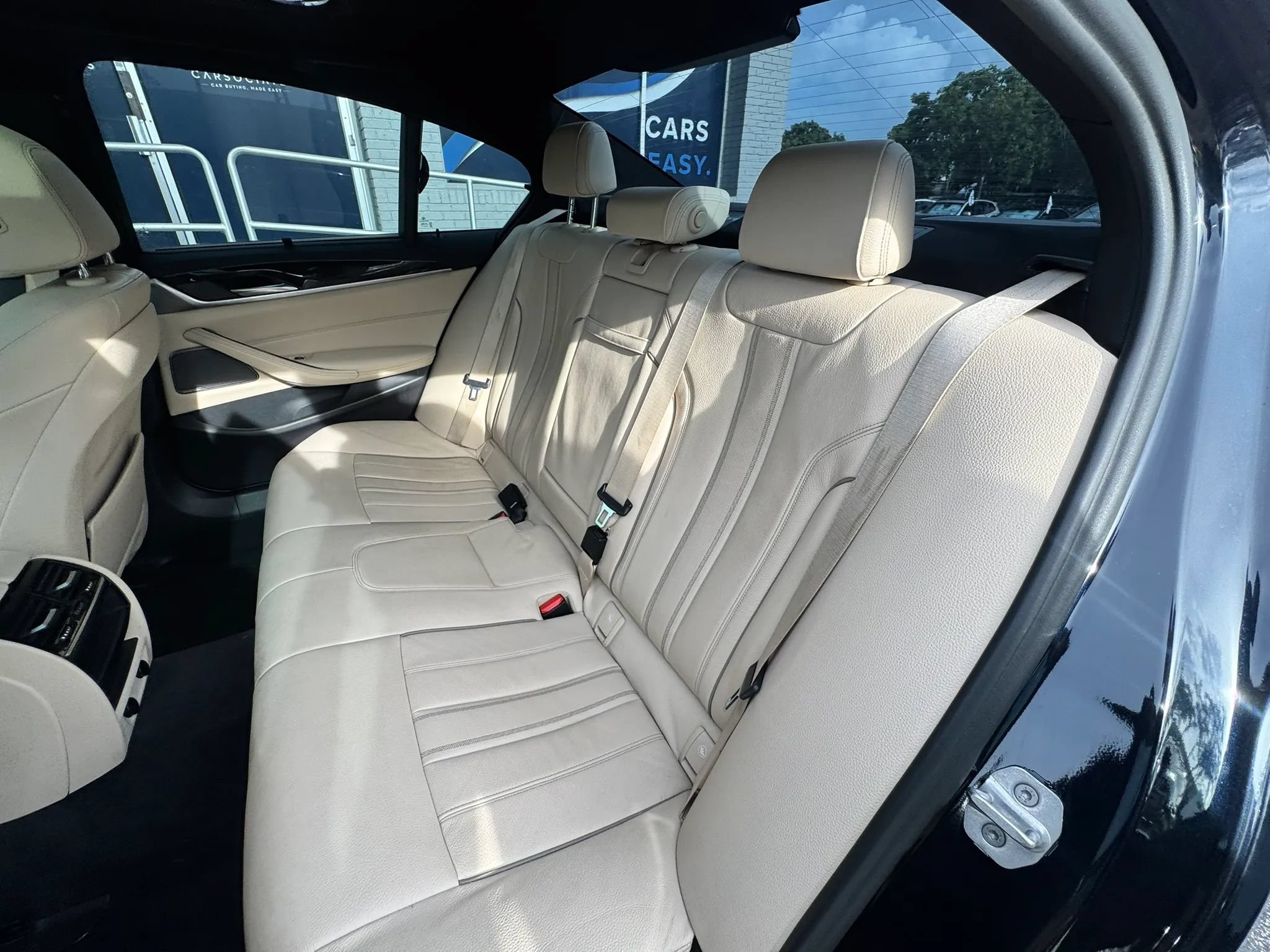 Used 2018 BMW 540i RWD image 25