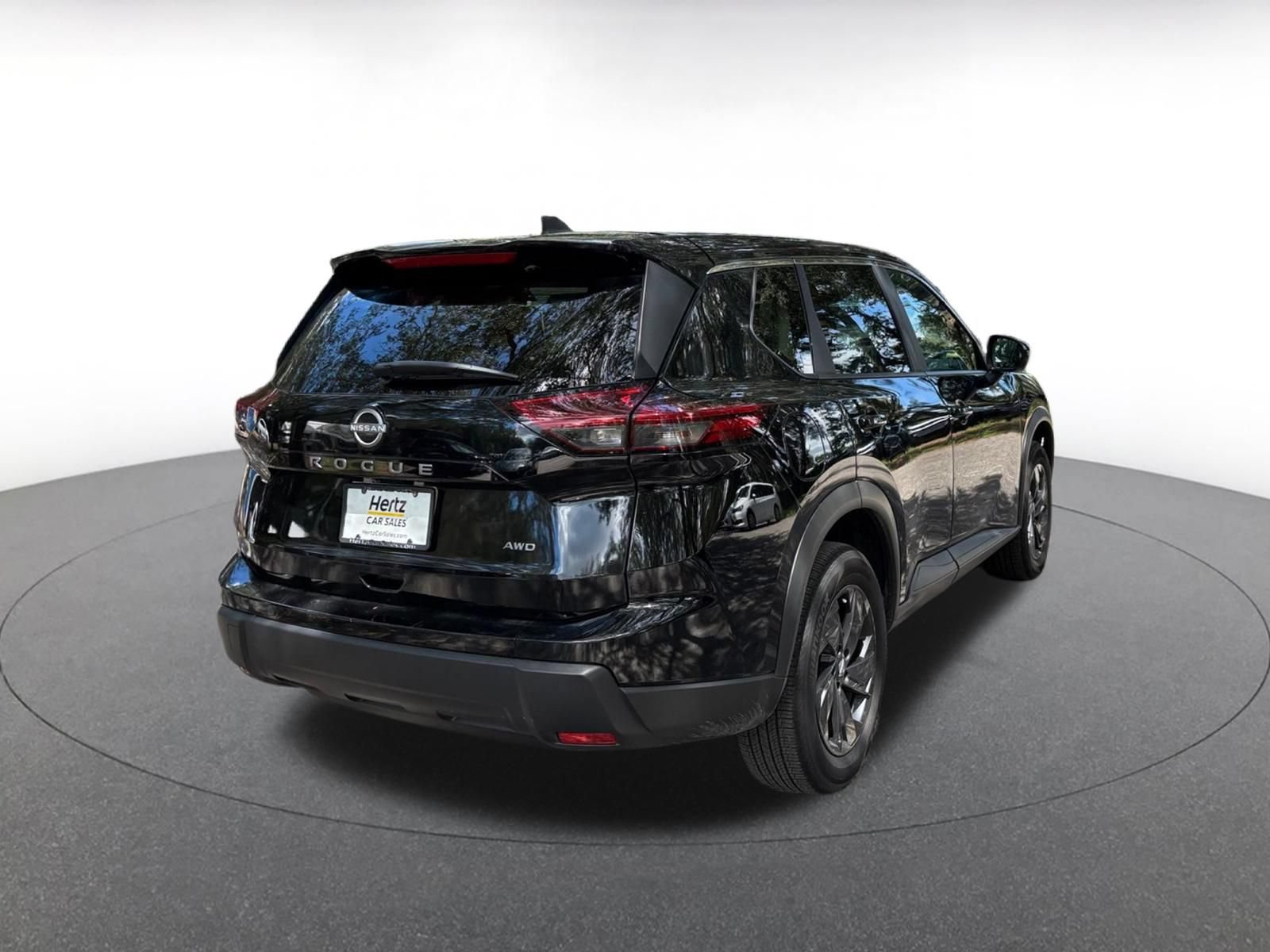 Used 2026 Nissan Rogue SV AWD/4WD image 12