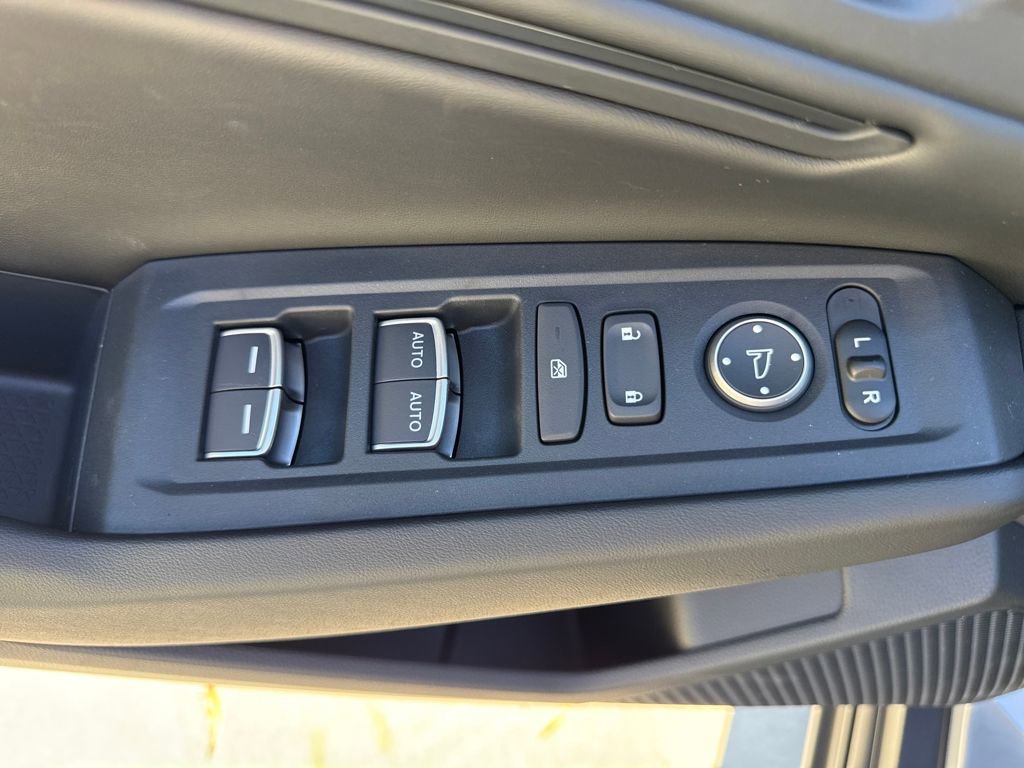 New 2025 Honda Accord SE image 13