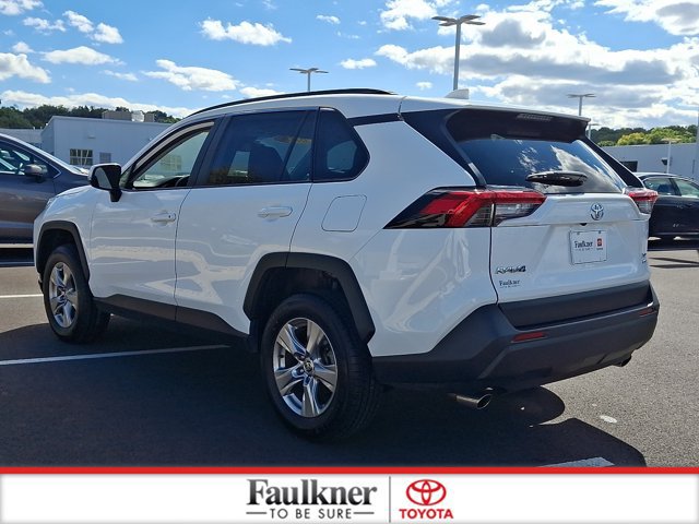 Certified 2025 Toyota RAV4 XLE AWD/4WD image 4