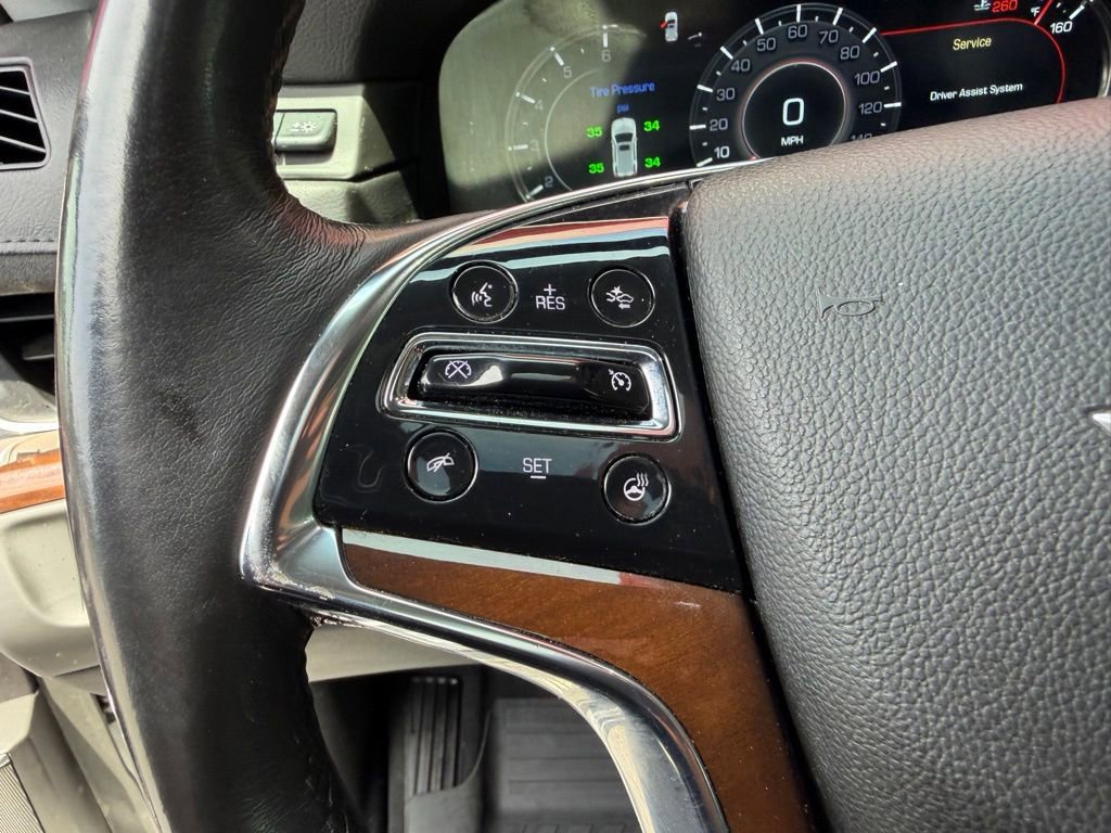 Used 2020 Cadillac Escalade ESV Premium Luxury AWD/4WD image 17
