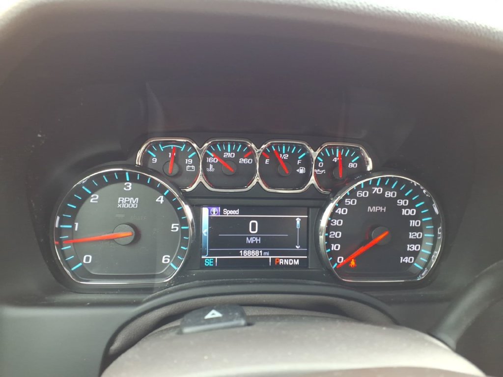 Used 2015 Chevrolet Suburban LTZ AWD/4WD image 25