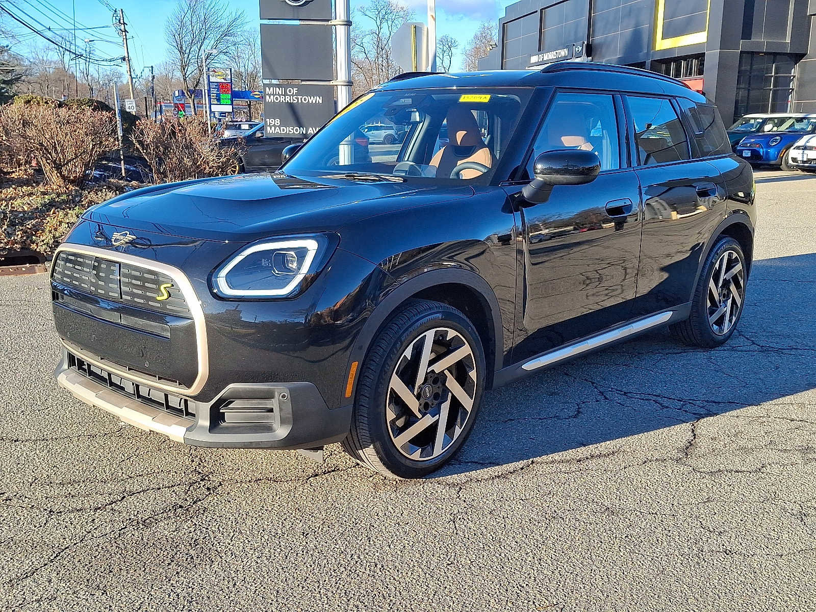 Used 2025 MINI Cooper Countryman SE image 3