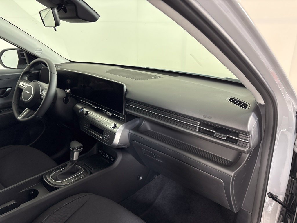 New 2027 Hyundai Kona SEL Sport FWD image 13