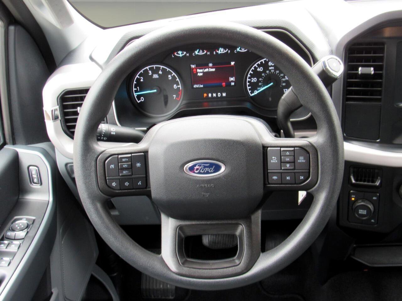 Used 2023 Ford F150 XLT AWD/4WD image 19