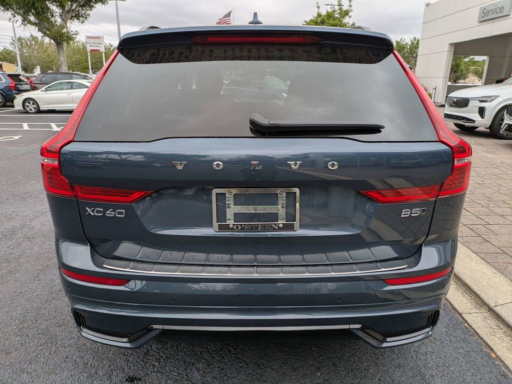 Certified 2024 Volvo XC60 B5 Plus w/ Protection Package Premier AWD/4WD image 5